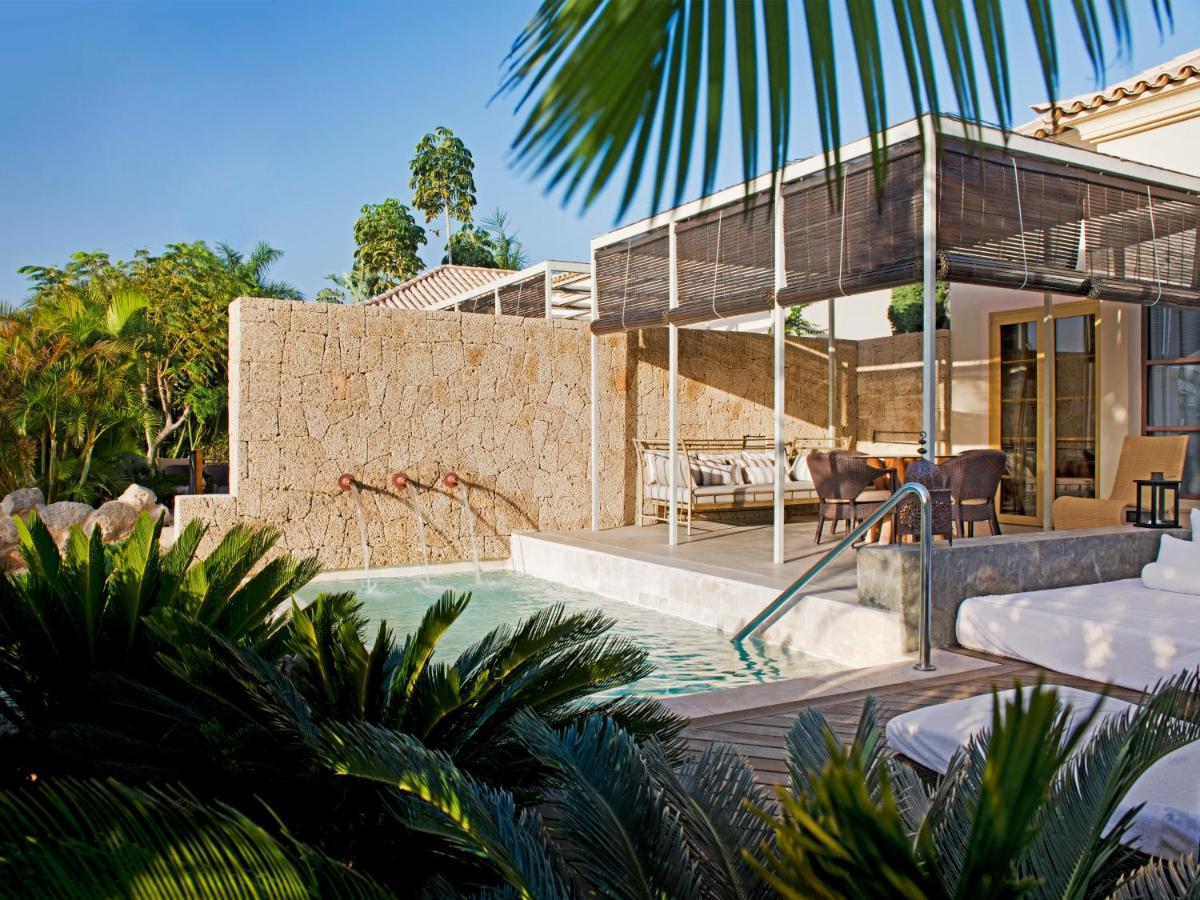 The Villas At Bahia Del Duque 아데제 외부 사진