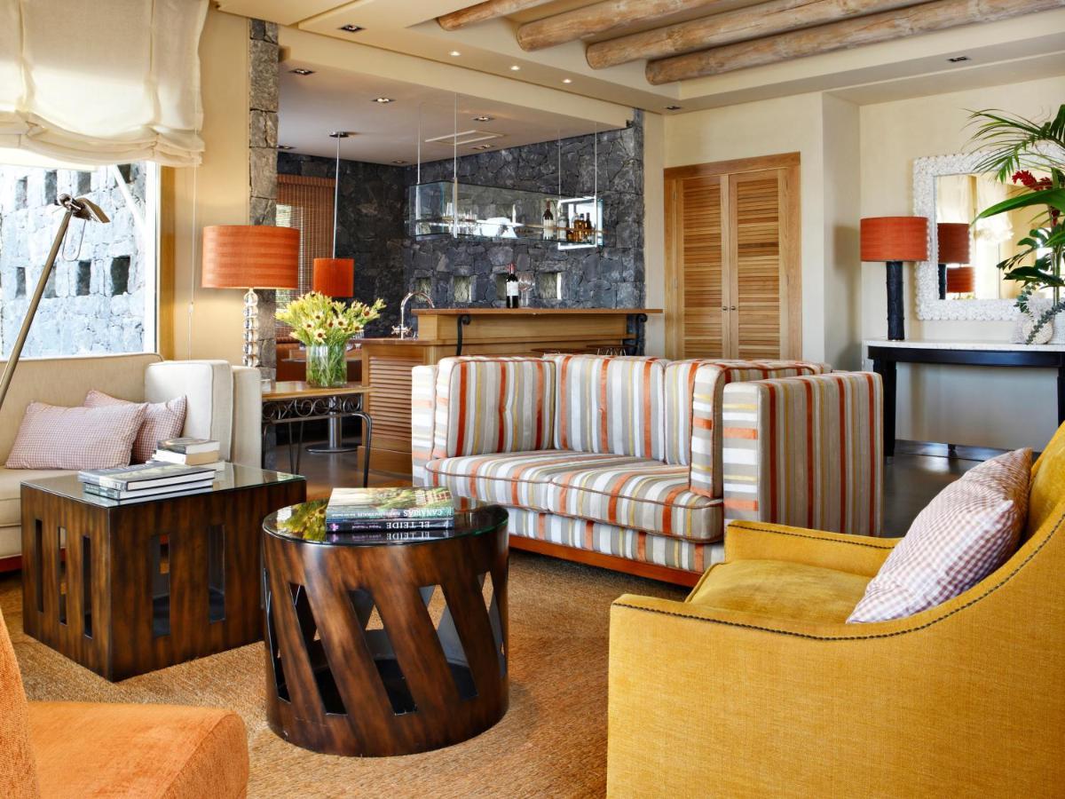 The Villas At Bahia Del Duque 아데제 외부 사진