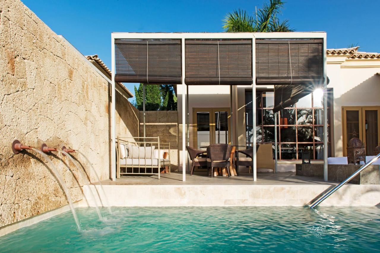 The Villas At Bahia Del Duque 아데제 외부 사진