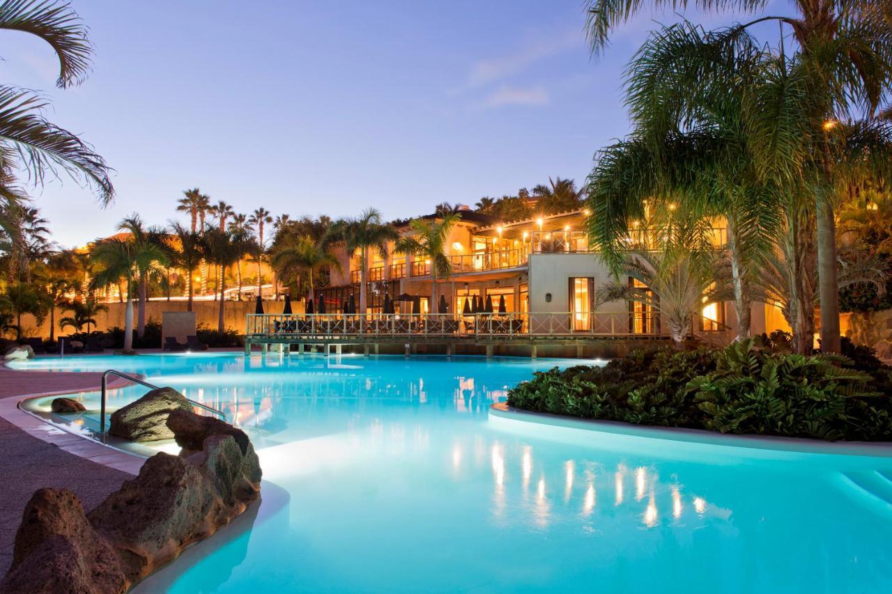 The Villas At Bahia Del Duque 아데제 외부 사진