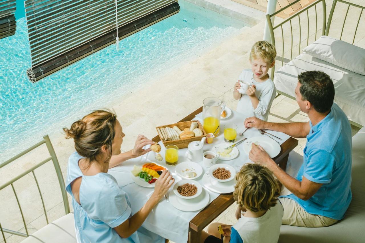 The Villas At Bahia Del Duque 아데제 외부 사진